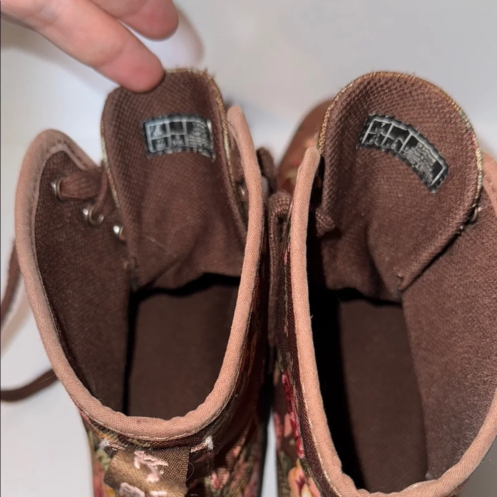 Dr. Martens Floral Brown High-Top Sneakers Women’s size 9 - Picture 6 of 11